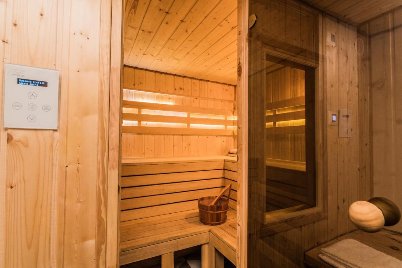 Hupkas Apartementy I Pokoje ヤンタル エクステリア 写真