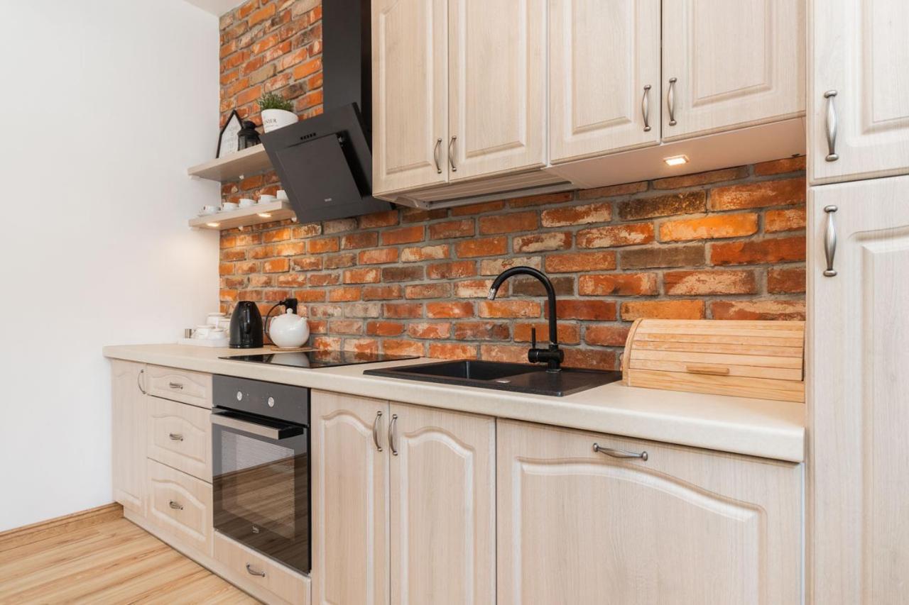 Hupkas Apartementy I Pokoje ヤンタル エクステリア 写真