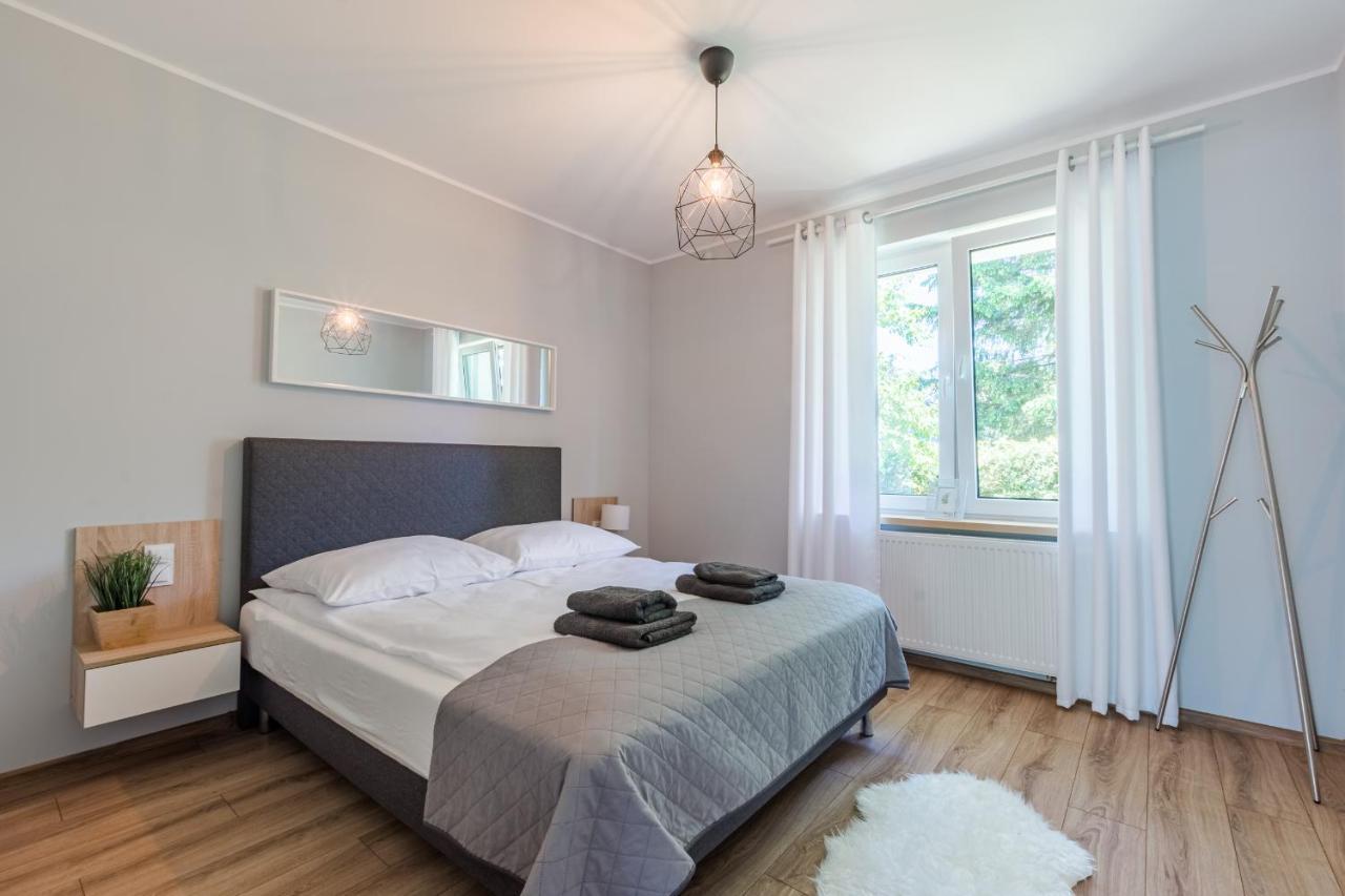 Hupkas Apartementy I Pokoje ヤンタル エクステリア 写真