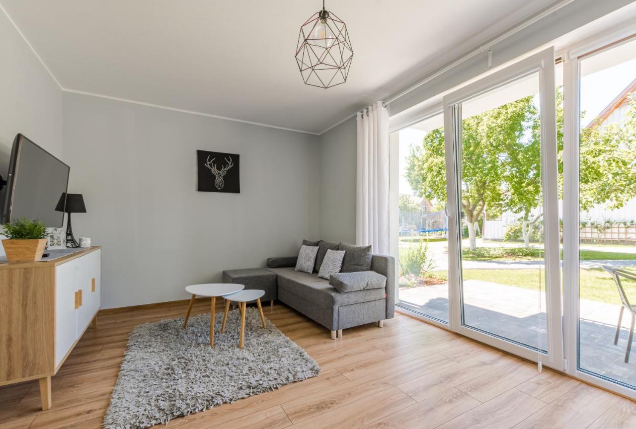Hupkas Apartementy I Pokoje ヤンタル エクステリア 写真